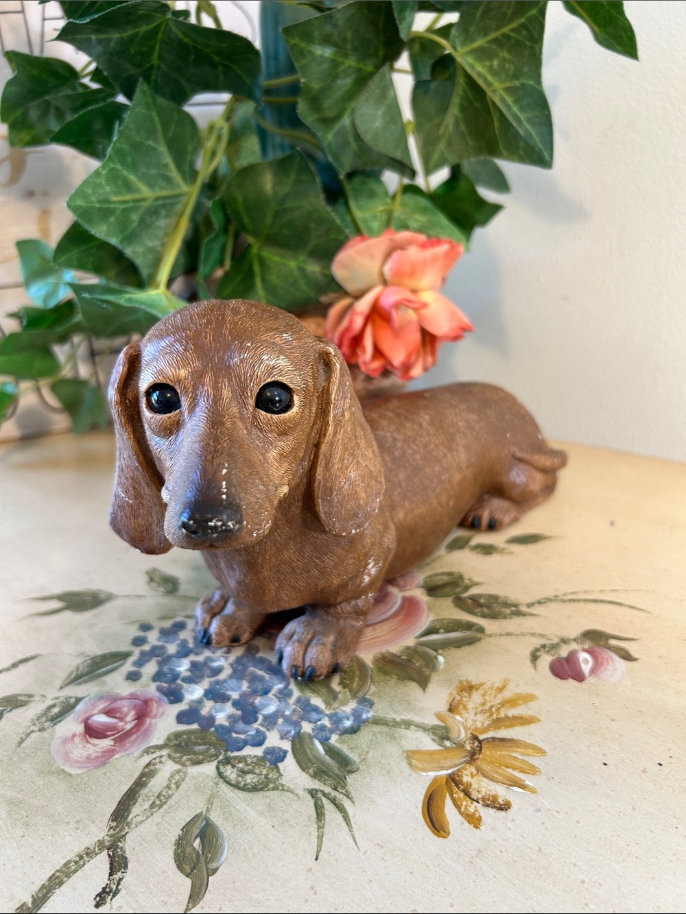 Vintage 1983 Sandra Brue Sandicast Brown Dachshund Dog Figurine Pet Statue